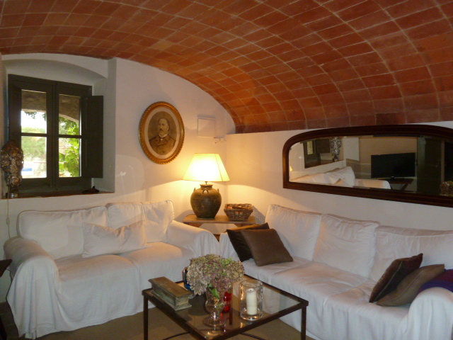 Casa Muralla Orlando DeUrrutia